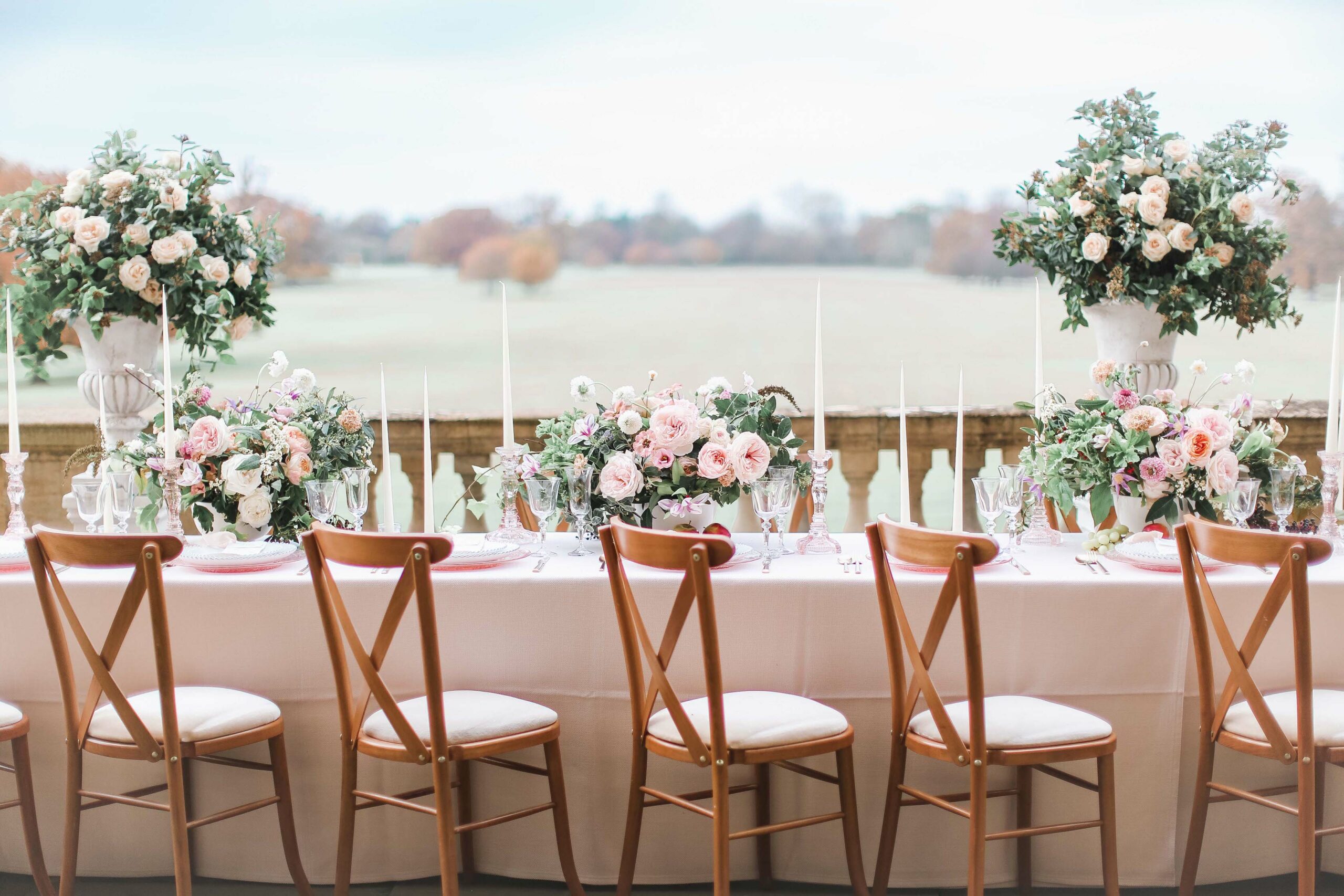 Kirtlington park wedding flowers photoshoot