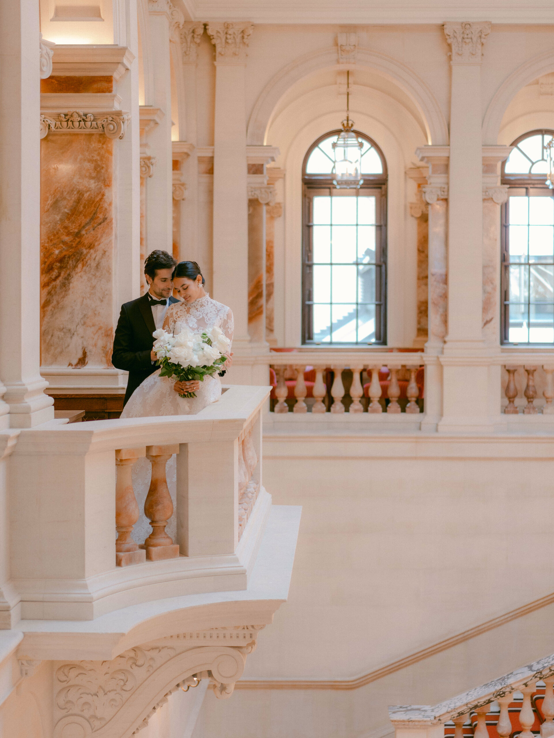 8 Types of Wedding Bouquets | A Luxury Event Florist’s Guide 2024